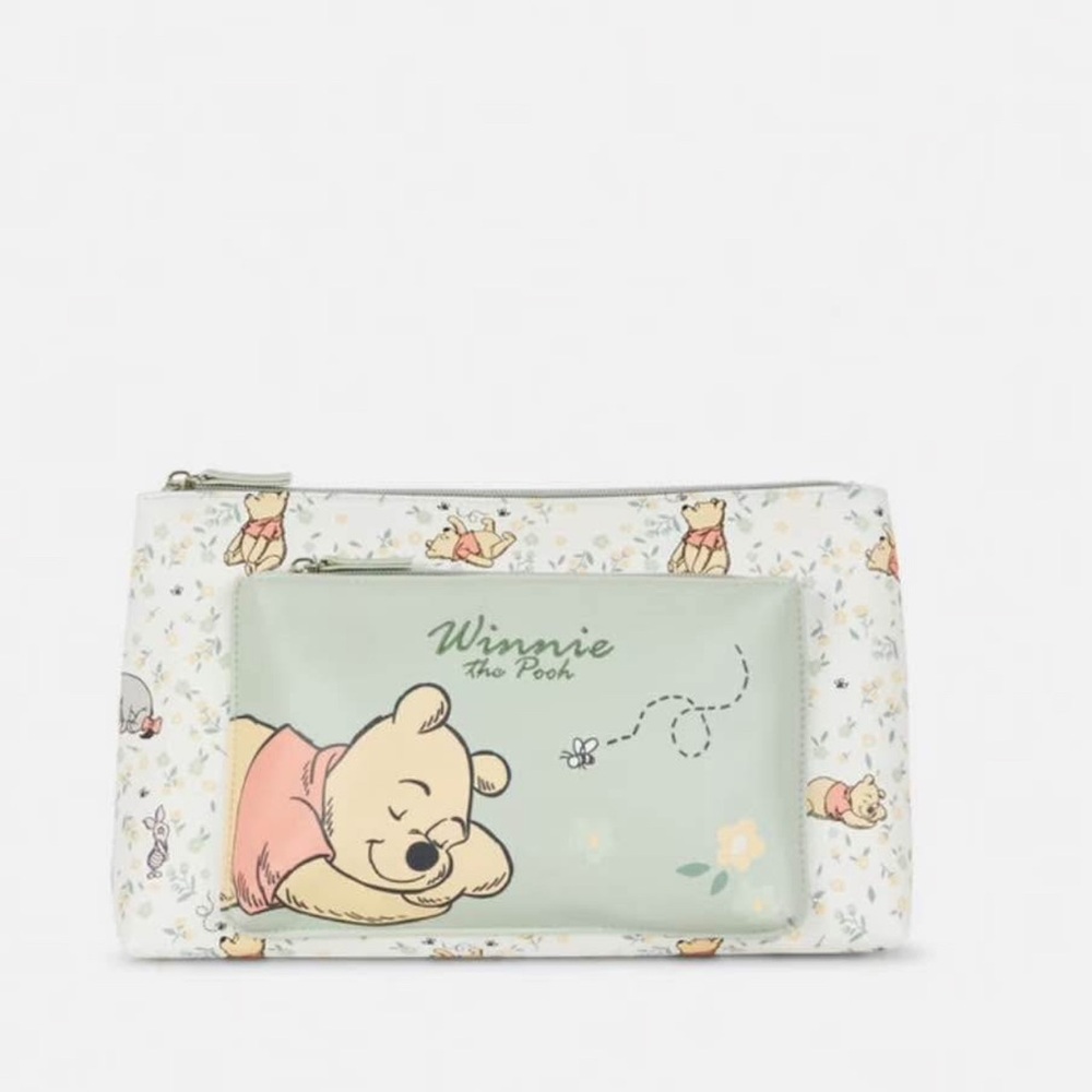 NWT Winnie the Pooh Cosmetic Bag